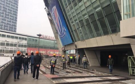 西西大胆裸体44www巨久