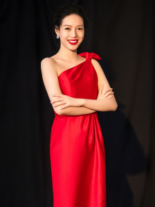 快乐的裸露女